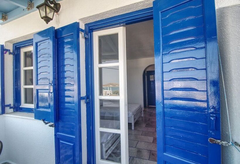 استودیوی استاندارد با چشم‌انداز دریا, Sunset