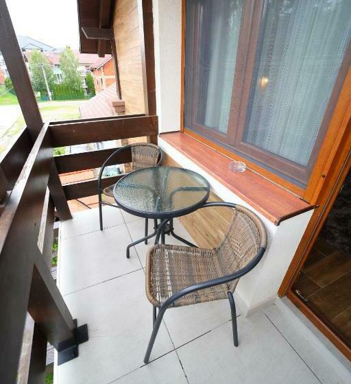 استودیوی استاندارد, Vila Almax