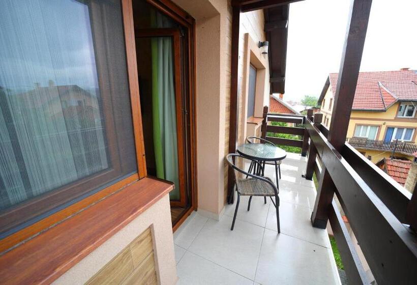 آپارتمان 1 خوابه, Vila Almax