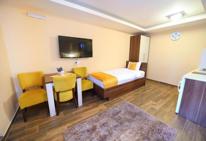 استودیوی استاندارد, Vila Almax