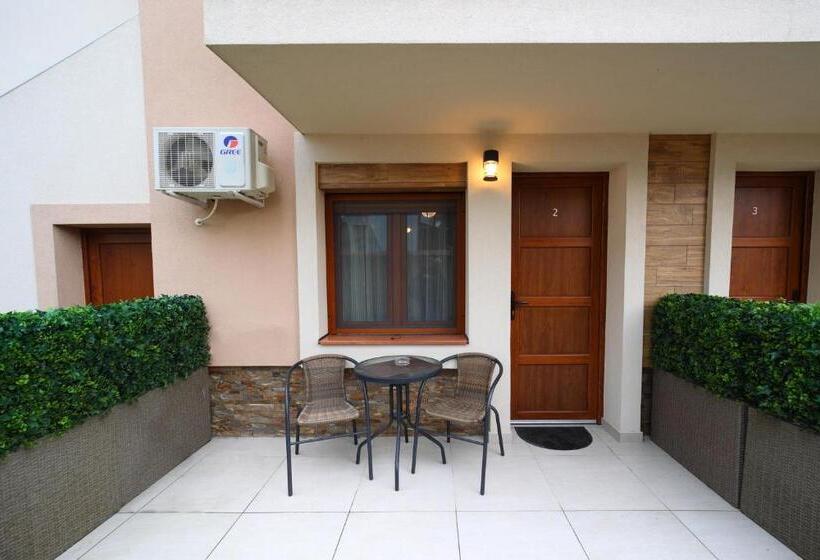 استودیوی استاندارد, Vila Almax