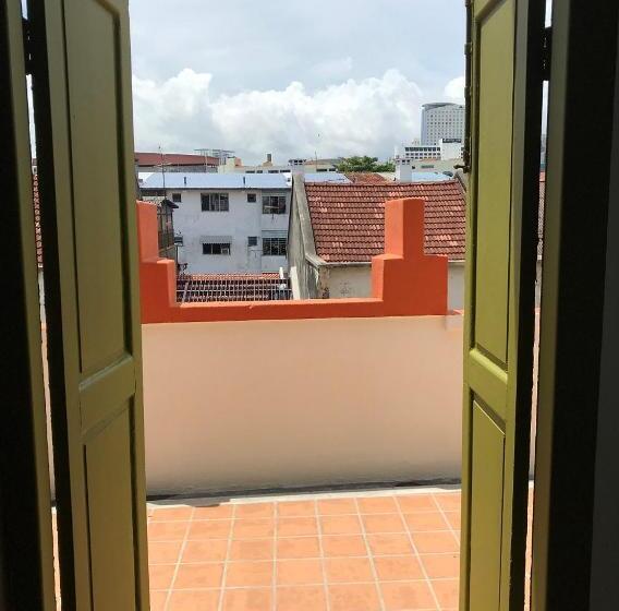 带阳台的豪华间, Kooning   Hostel