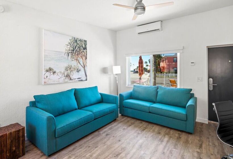 스위트, The Villas At St Pete Beach
