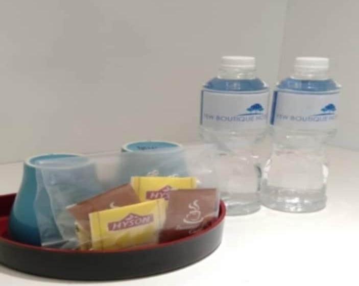 Семейный Номер, Yew Boutique