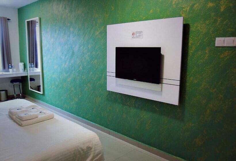 Номер Deluxe Кровать Кинг, Yew Boutique