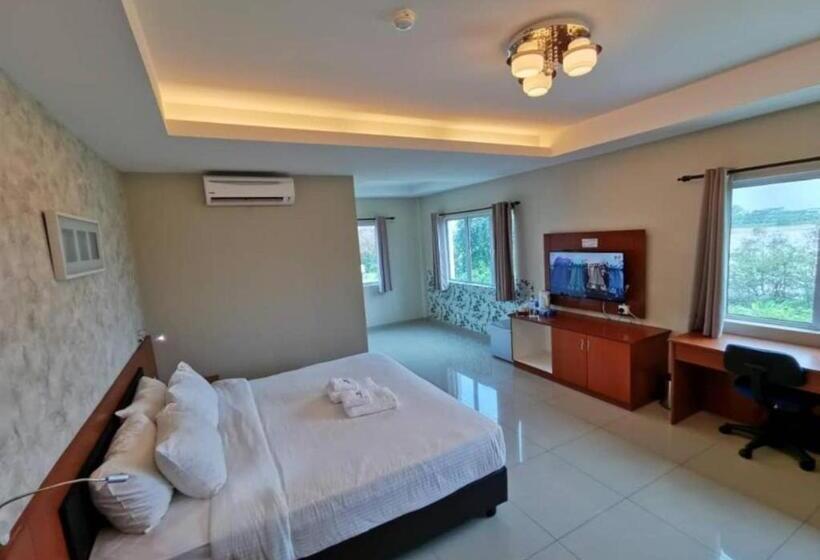 Номер Superior Кровать Кинг, Yew Boutique