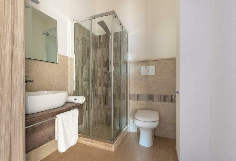 غرفة قياسية رباعية, Joy Home B&b