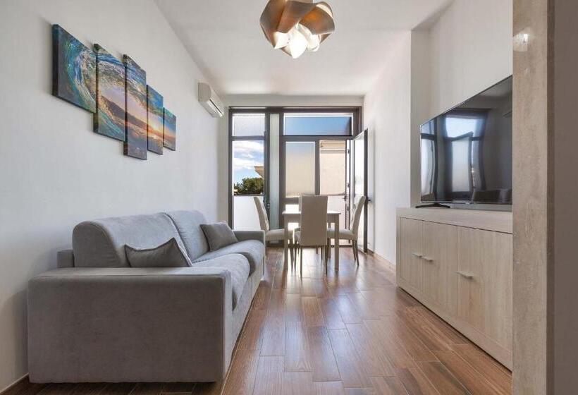 غرفة قياسية رباعية, Joy Home B&b