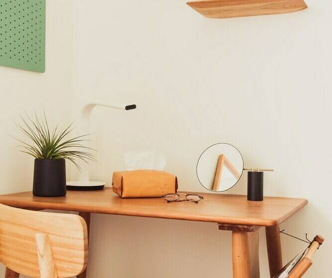 اتاق استاندارد, Boy Apartment