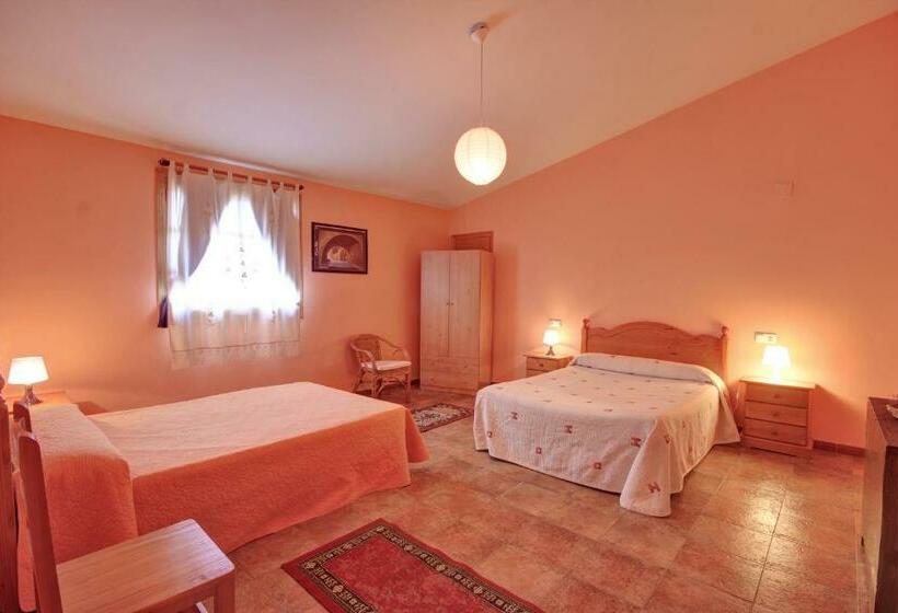 חדר משפחתי, Albergue Barranc De La Serra