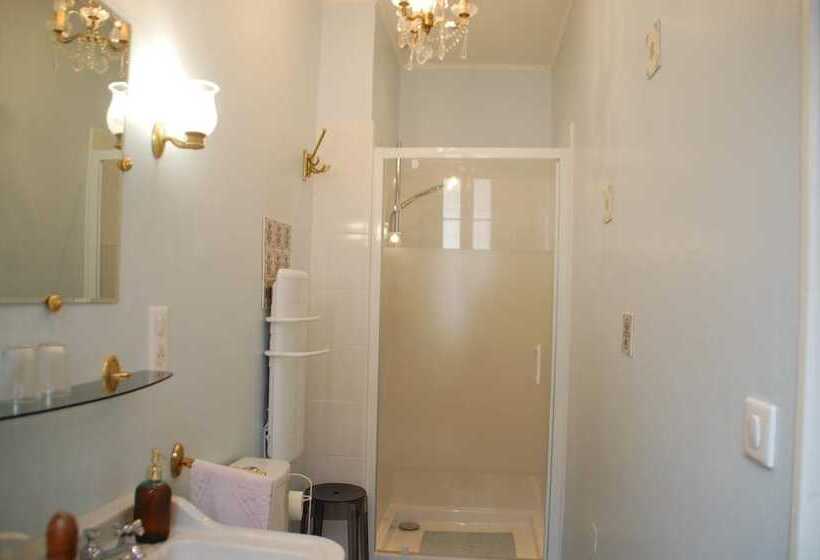 高级大房间, La Croix Blanche