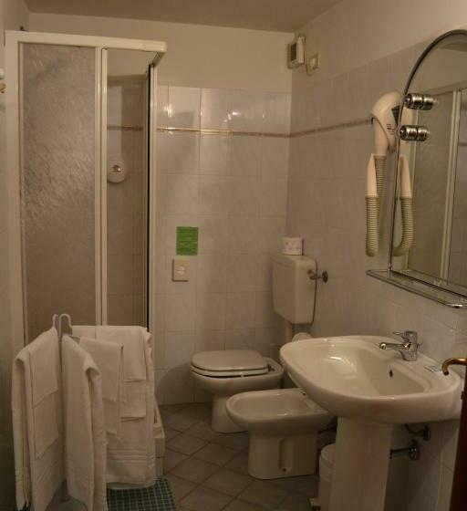 Номер Стандарт Трехместный, Albergo Elena