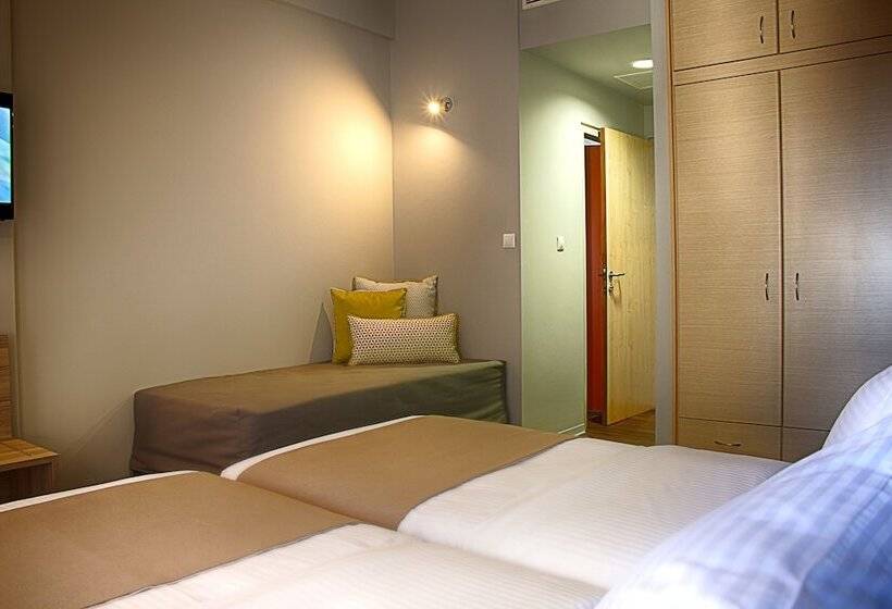 חדר סטנדרט לשלושה, Athlos