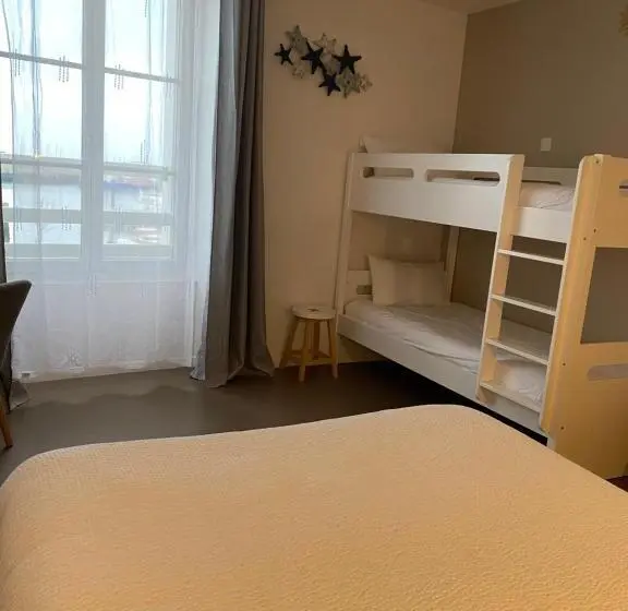 オーシャンビューファミリールーム, Atlantic Hôtel   L Ile D Yeu
