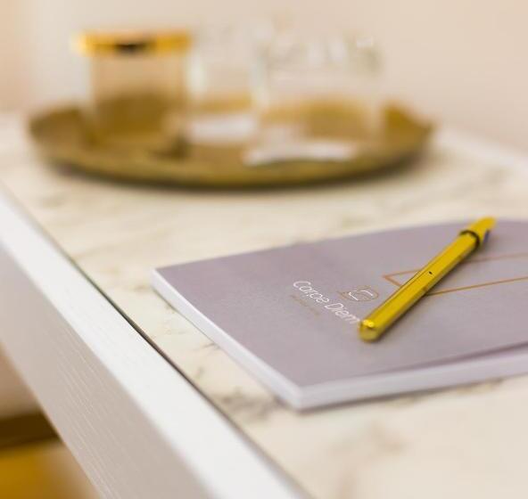 Suite, Carpe Diem Boutique