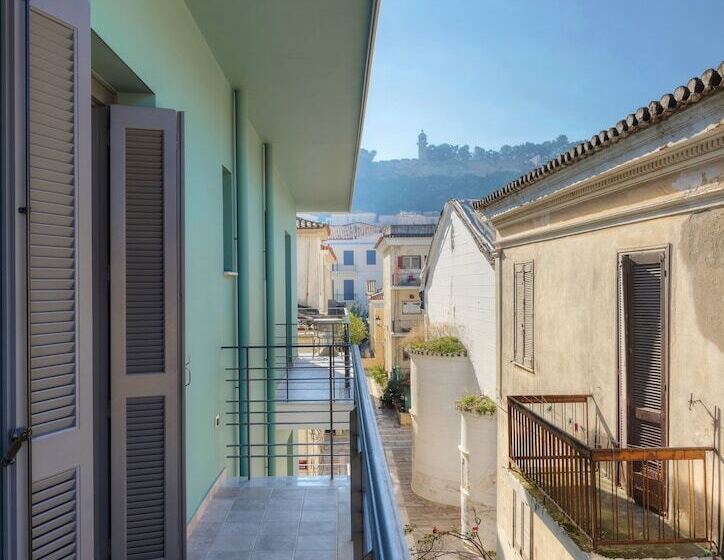 Suite, Carpe Diem Boutique