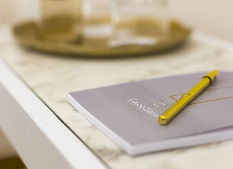 Suite, Carpe Diem Boutique