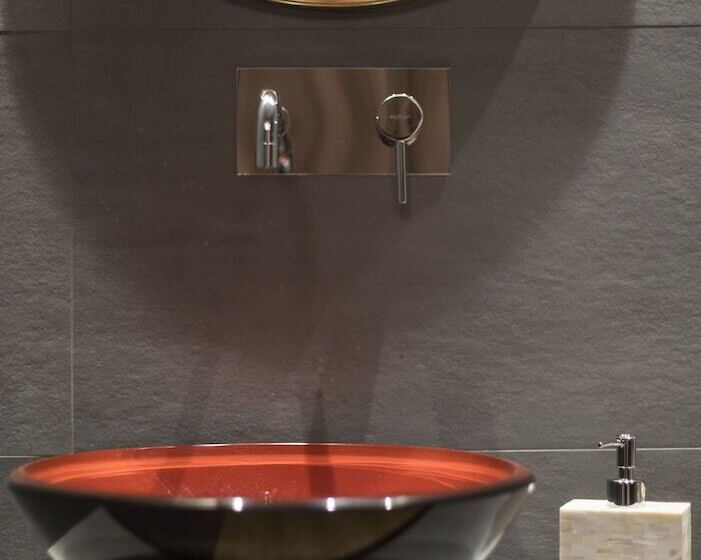 Suite, Carpe Diem Boutique