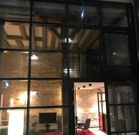 デラックススタジオ, Fisher S Loft