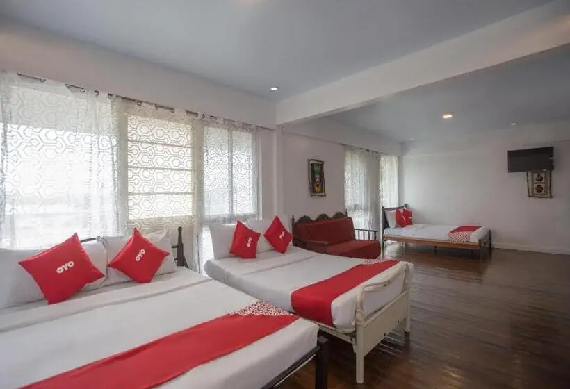 Perhesviitti, Oyo 588 Sunrock Resort