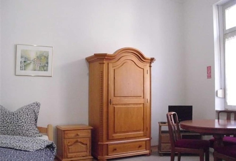 آپارتمان 2 خوابه, Pension Hans Rastatt Baden Baden