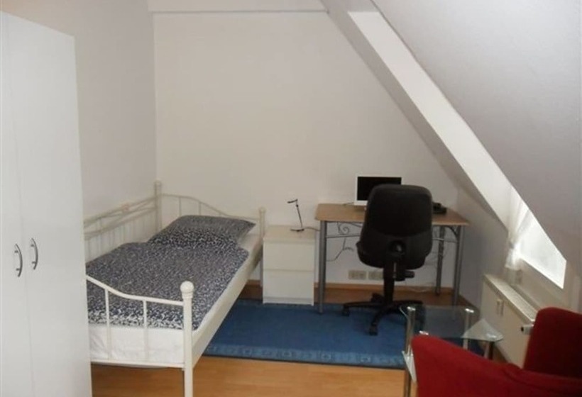 带共用浴室的标准房间, Pension Hans Rastatt   Baden Baden
