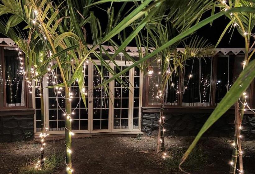 Бунгало Стандарт Вид на Сад, Aranyagiri Countryside Resort, Near Pune