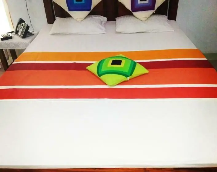 اتاق لوکس, Arani Homestay