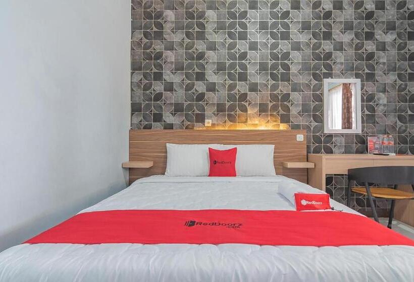 디럭스 룸, Reddoorz Near Alun Alun Garut