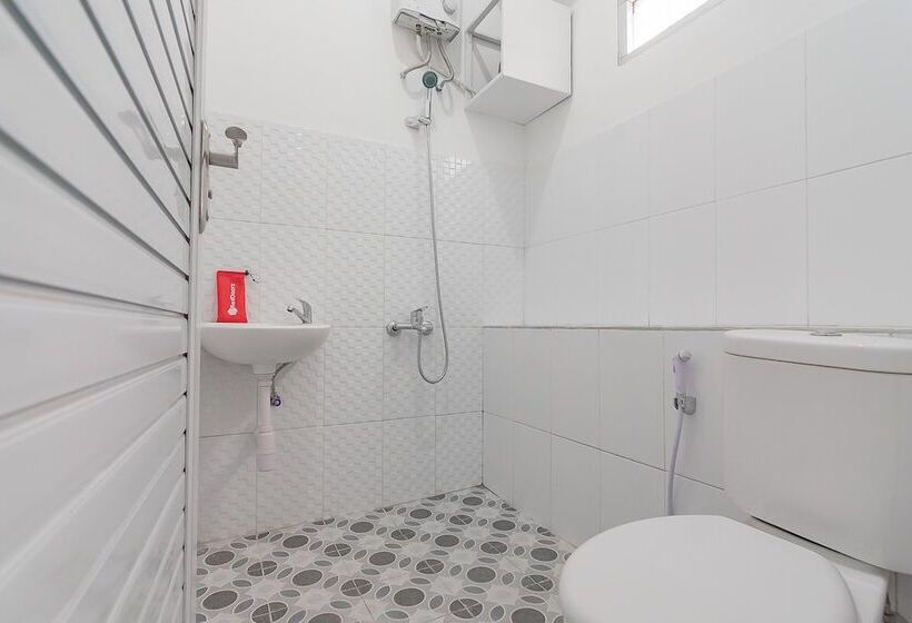 디럭스 룸, Reddoorz Near Alun Alun Garut