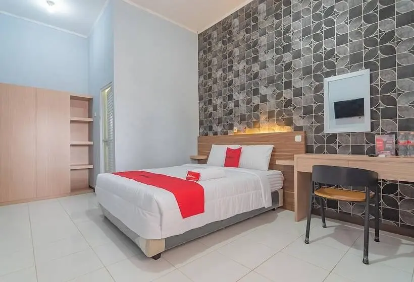 エコノミールーム, Reddoorz Near Alun Alun Garut
