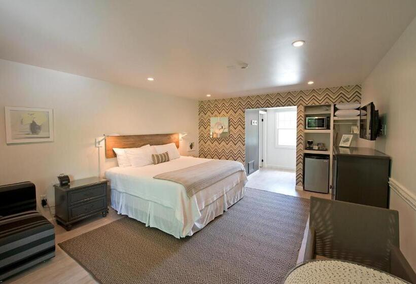 غرفة قياسية سرير كينج, The Lodge On The Cove