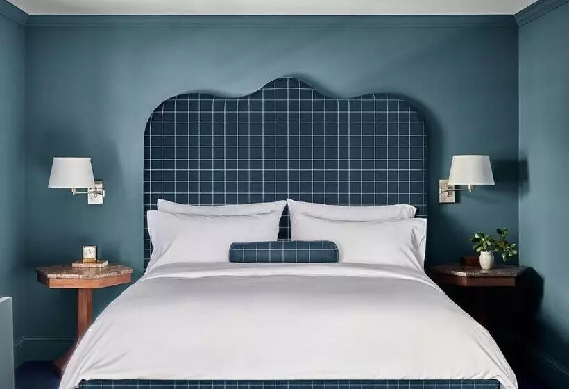 デラックスルーム, The Vanderbilt, Auberge Resorts Collection