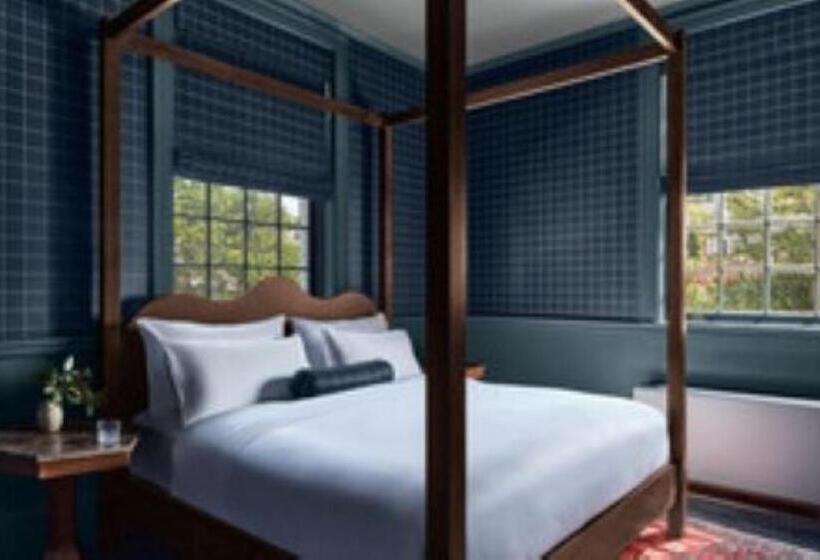 جناح بريميوم, The Vanderbilt, Auberge Resorts Collection