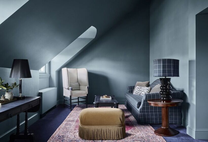 جناح جونيور, The Vanderbilt, Auberge Resorts Collection