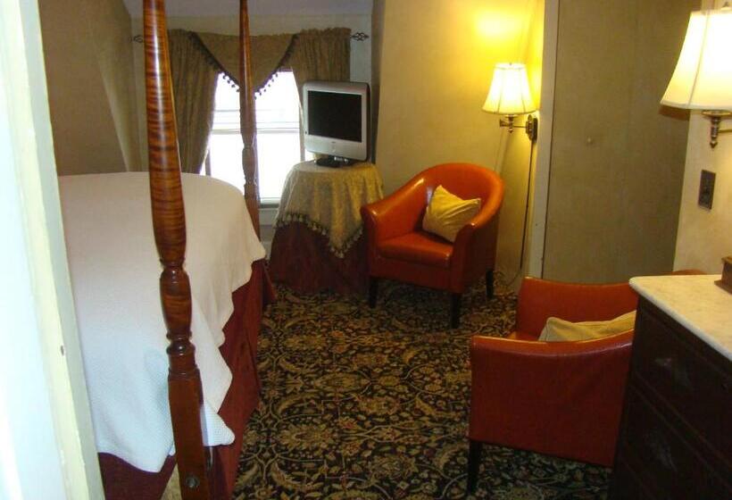 带大床的标准间, The Village Inn Of Woodstock