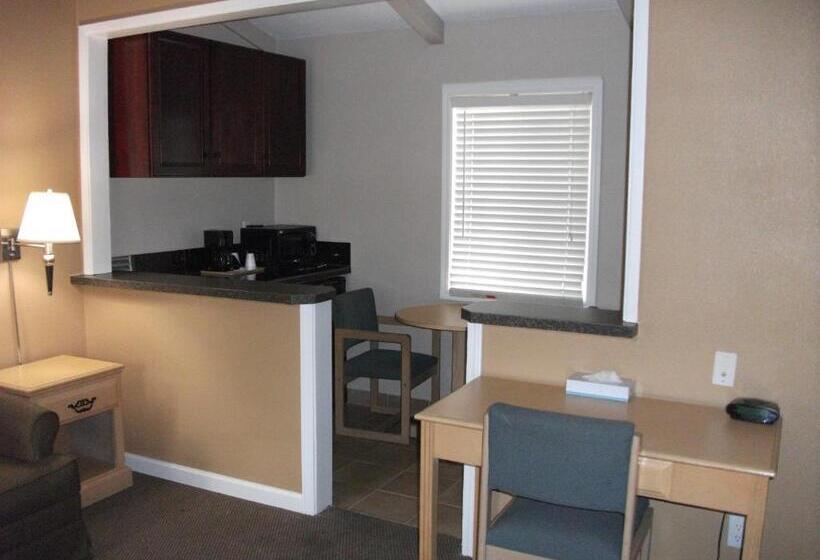 סוויטה, Tri Valley Inn & Suites