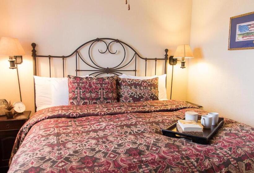 جناح ديلوكس سرير كينج, Vineyard Court Designer Suites