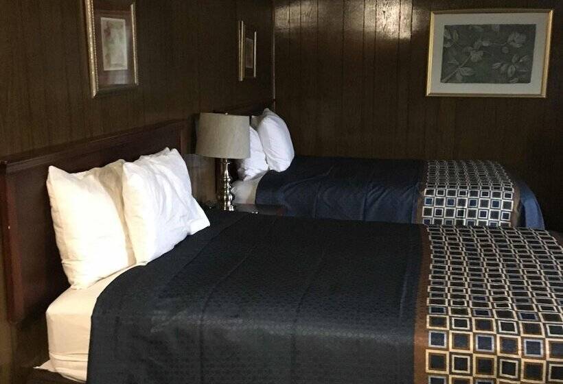 Номер Стандарт 2 Двуспальные Кровати, Wickford Motor Inn