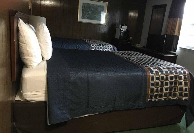 Номер Стандарт 2 Двуспальные Кровати, Wickford Motor Inn