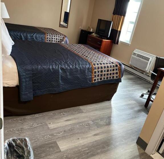 Номер Стандарт 2 Двуспальные Кровати, Wickford Motor Inn