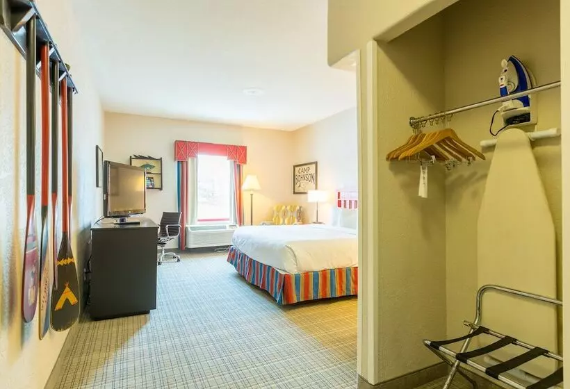 スタンダードルーム, Wildwood Lodge & Suites