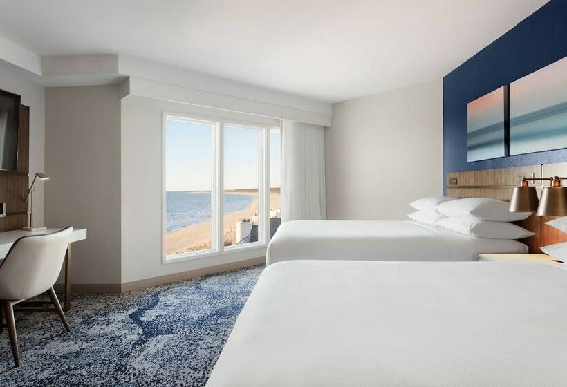 景色の見えるスイートルーム, Delta Hotels By Marriott Virginia Beach Waterfront
