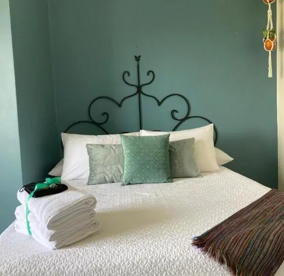 اتاق اساندارد با چشم‌انداز جانبی به دریا, El Nido Boutique B&b