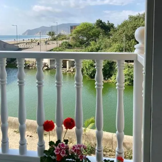 اتاق لوکس با چشم‌انداز دریا, El Nido Boutique B&b