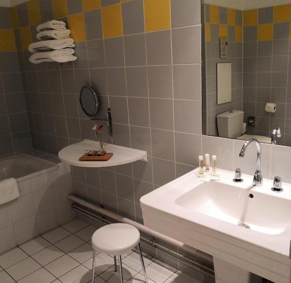 اتاق استاندارد, Hôtel Restaurant D Application Lesdiguieres Ecole Hôtelière