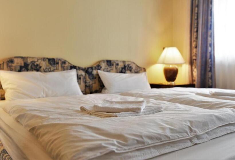 Семейный Номер, Landhotelullrich