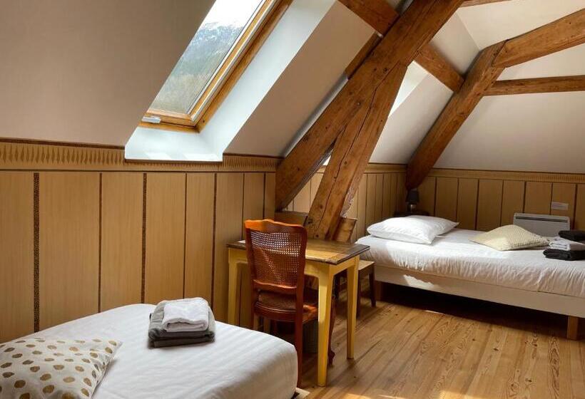 Четырехместный Номер Deluxe, L Ancienne Ecole Du Villard
