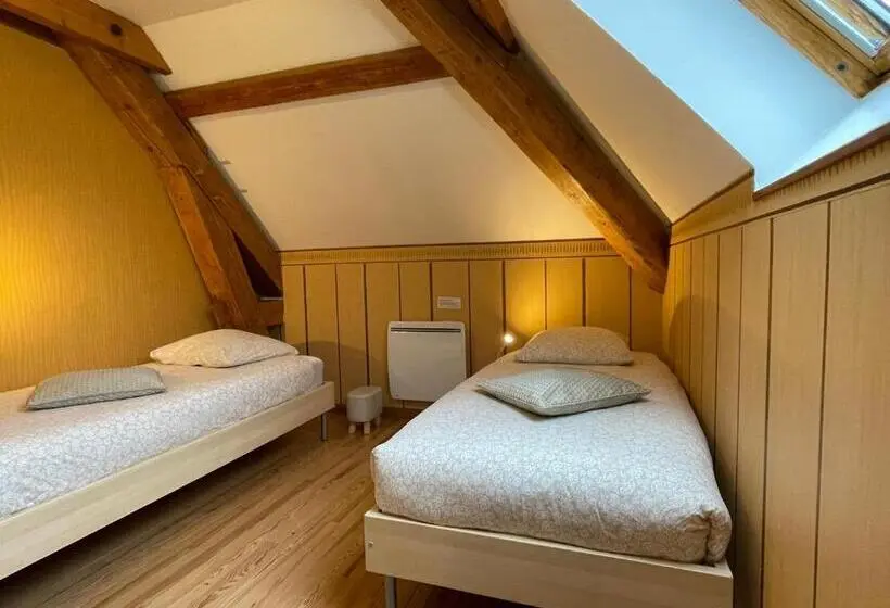 デラックスの4人部屋, L Ancienne Ecole Du Villard