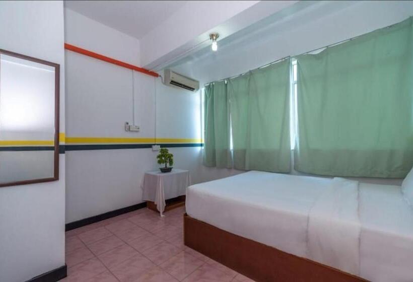 חדר סופריור עם מיטת קינג, Spot On 89936 Sutera Inn